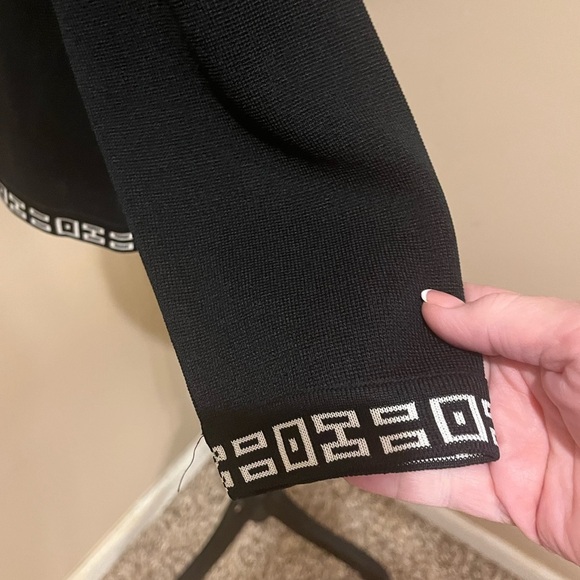 Two Two Boutique Black Cardigan,White Geometric Trim, Crystal buttons, size L - Picture 5 of 10